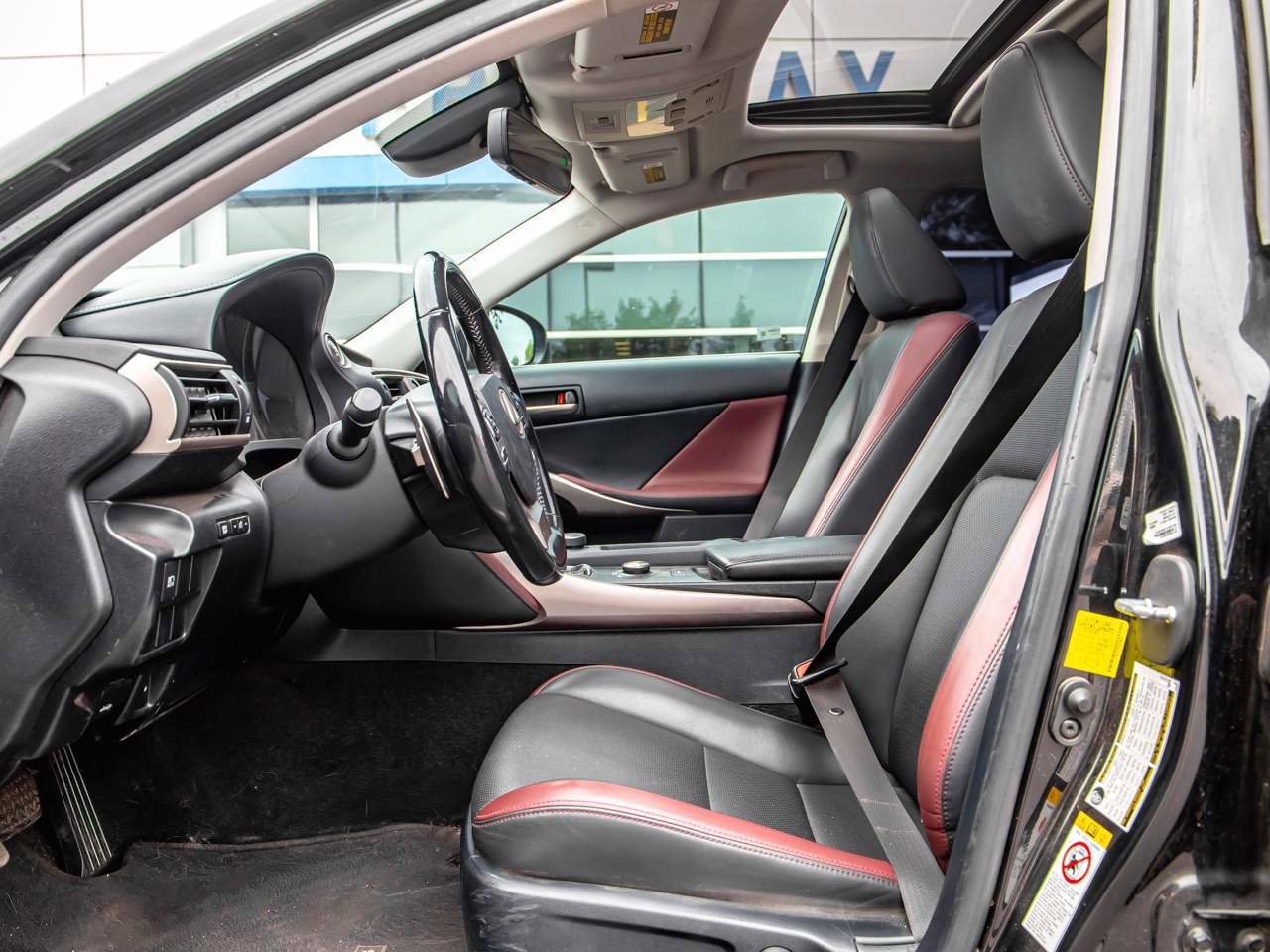 Used 2017 Lexus IS 200t RWD image 7