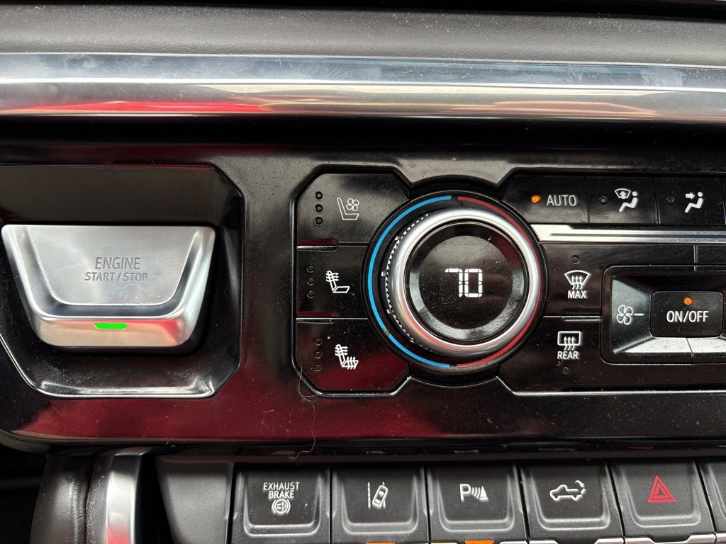 Used 2024 GMC Sierra 3500 Denali Ultimate image 25