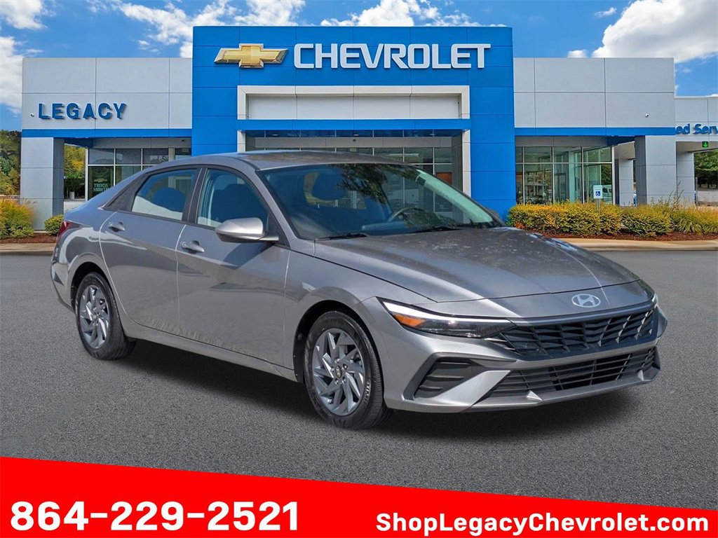 Used 2024 Hyundai Elantra SEL