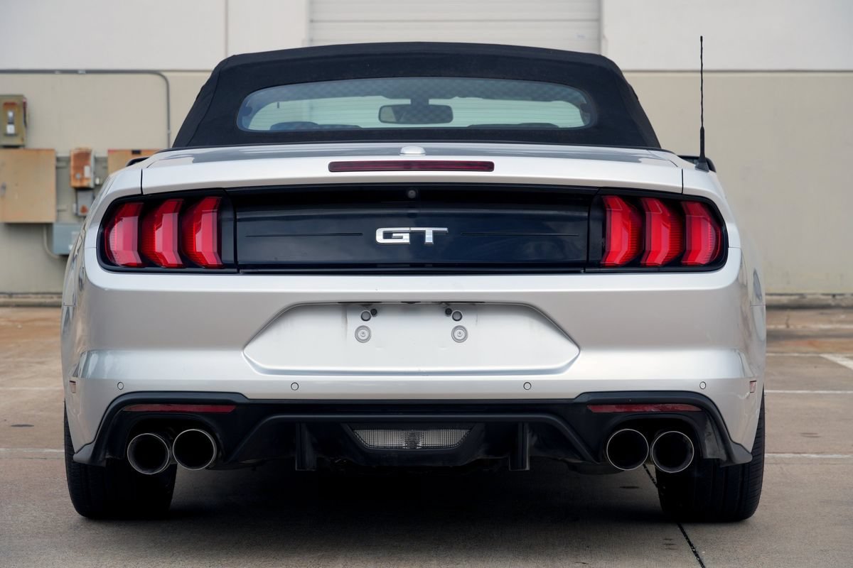 Used 2018 Ford Mustang GT Premium w/ Equipment Group 401A RWD image 16