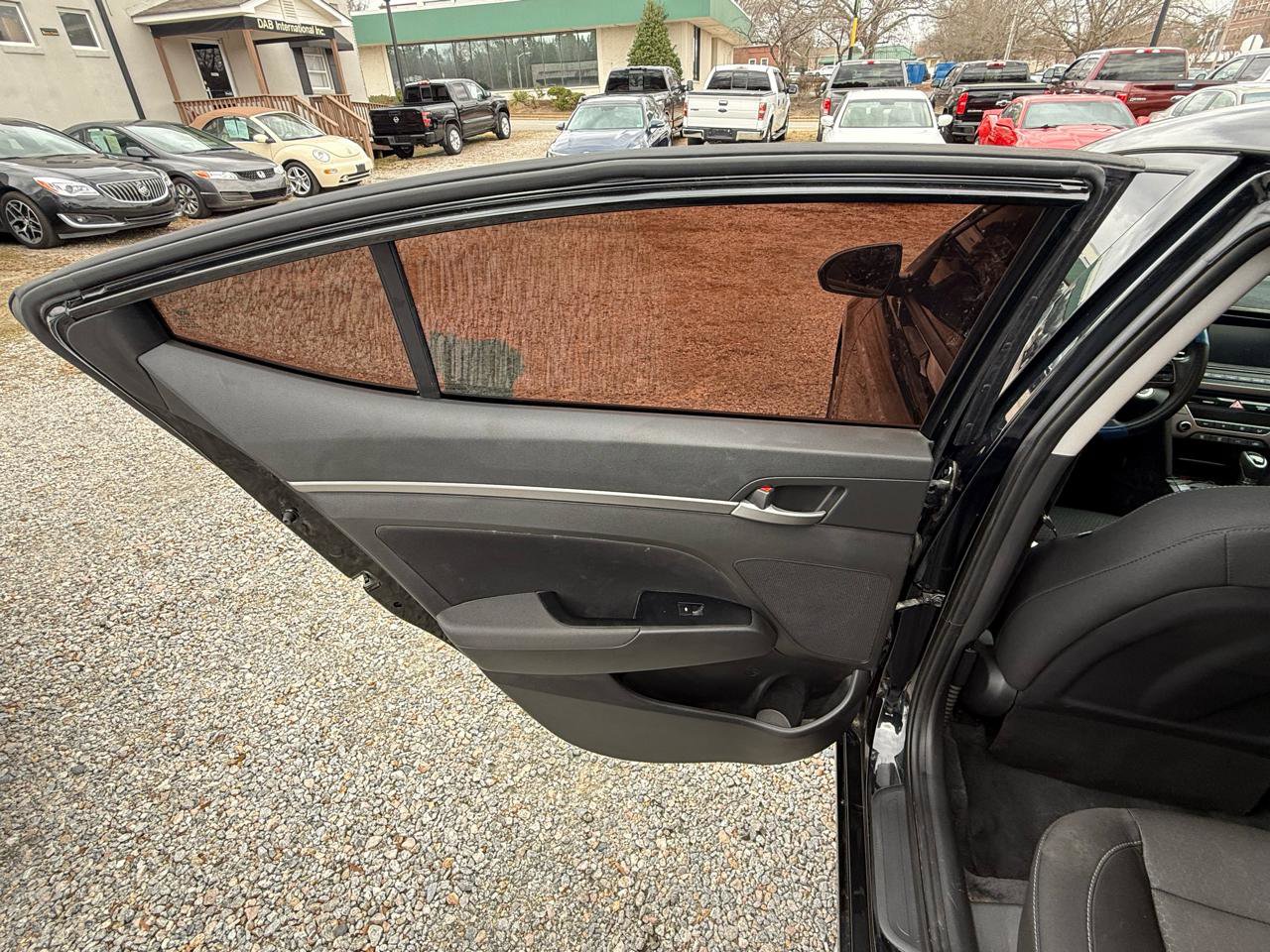 Used 2017 Hyundai Elantra Value Edition w/ Cargo Package image 25
