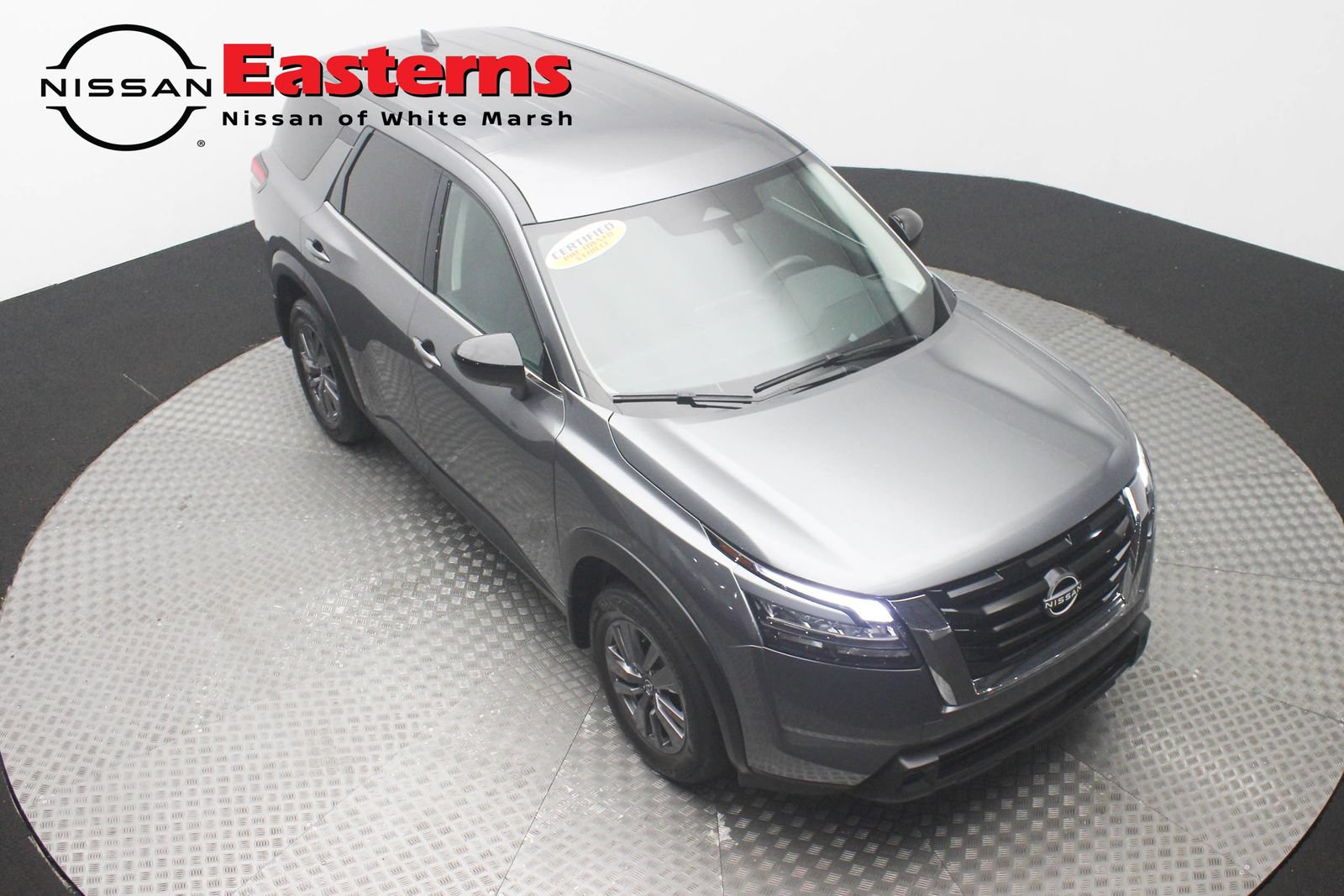 Used 2023 Nissan Pathfinder S AWD/4WD image 3