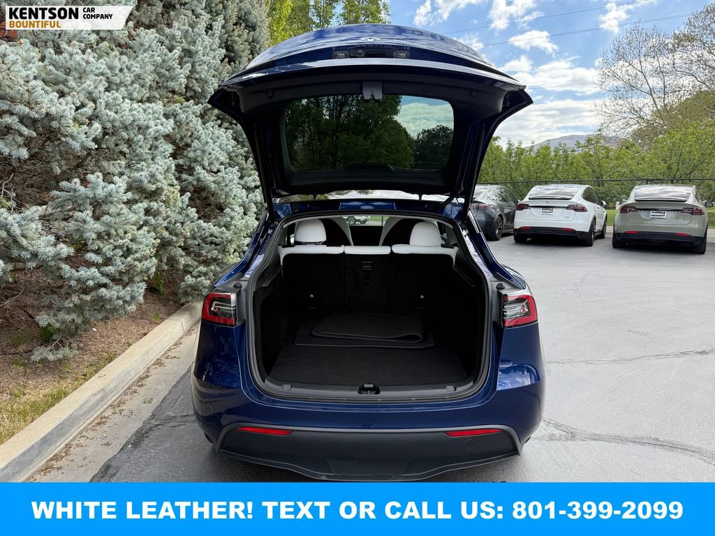 Used 2024 Tesla Model Y Long Range AWD/4WD image 24
