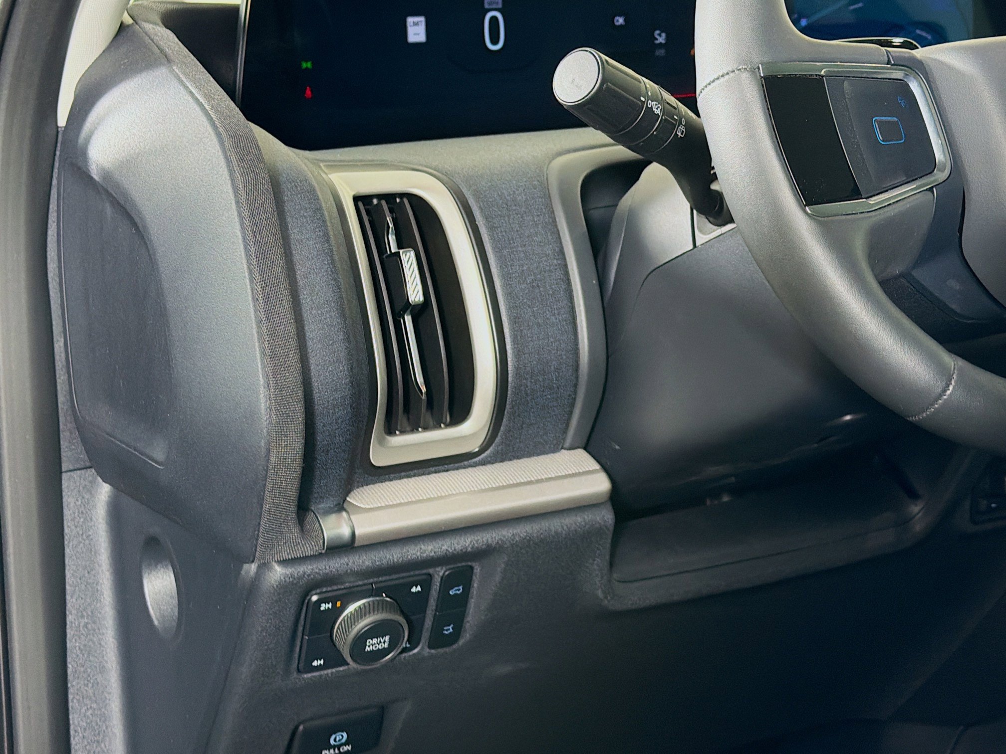 Used 2025 Ford Expedition Max Active image 11