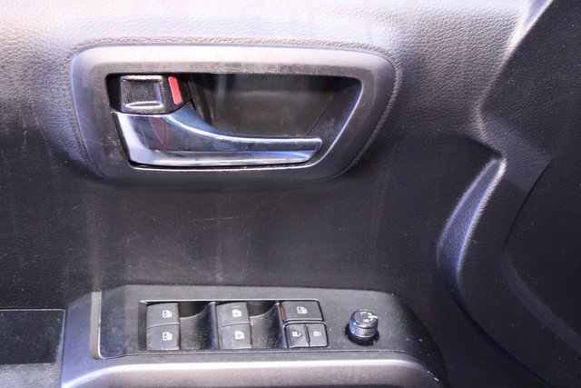 Used 2021 Toyota Tacoma TRD Sport image 15