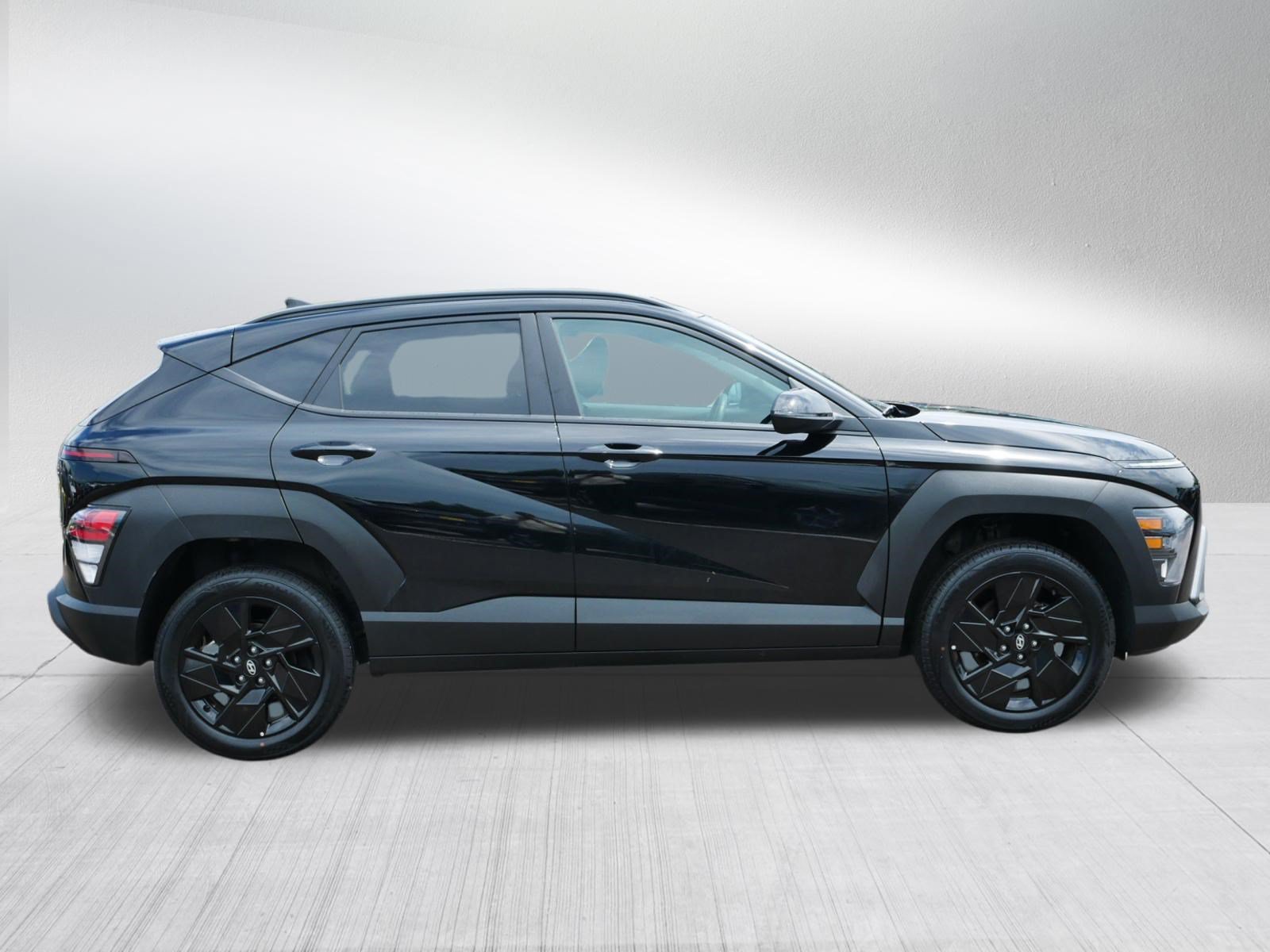 Certified 2026 Hyundai Kona SEL Sport AWD/4WD image 8