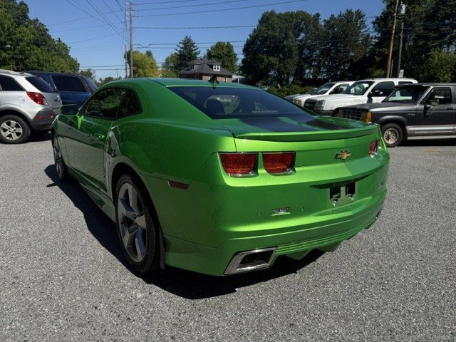 Used 2010 Chevrolet Camaro LT w/ LPO, Ground Effects Package RWD image 6
