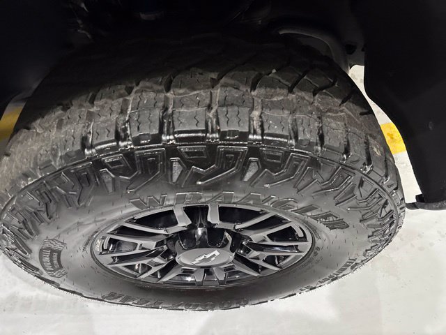 Used 2026 Chevrolet Silverado 2500 ZR2 AWD/4WD image 38