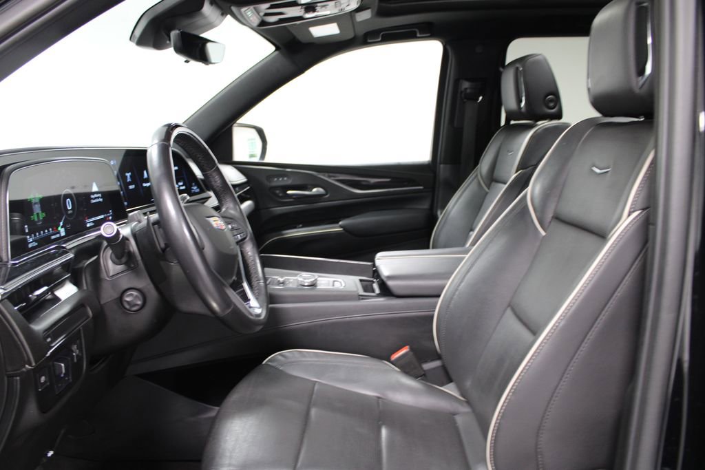 Used 2024 Cadillac Escalade ESV Sport RWD image 22