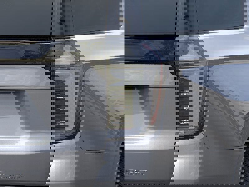 New 2026 Chevrolet Suburban Premier image 11