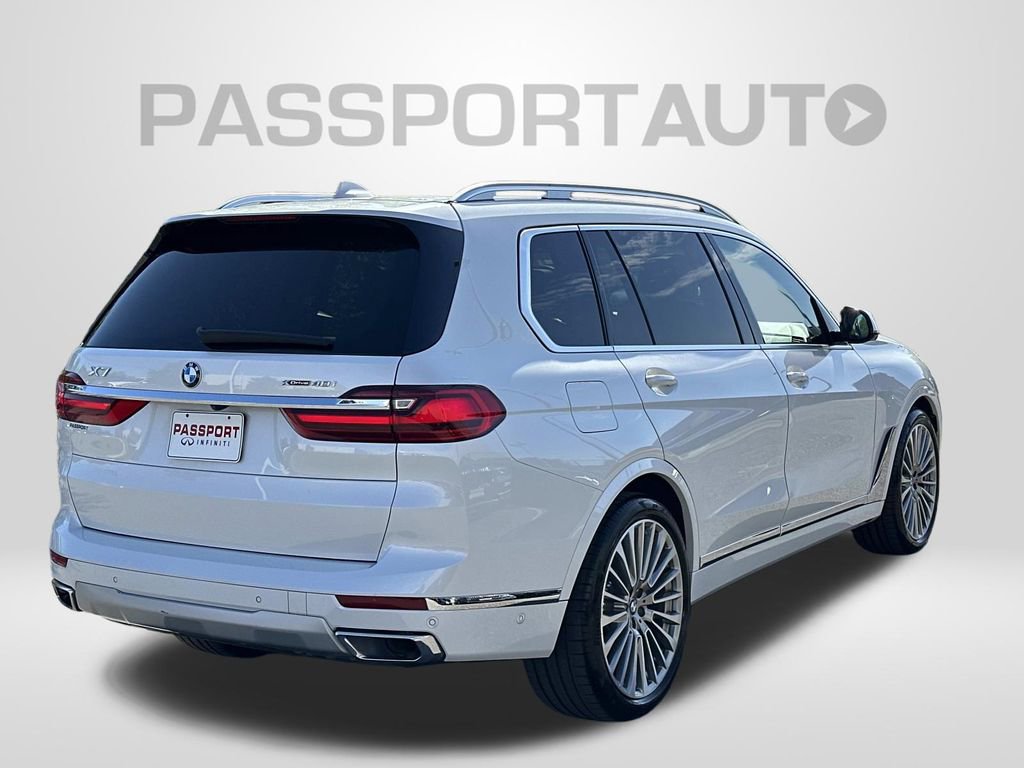 Used 2022 BMW X7 xDrive40i w/ Premium Package AWD/4WD image 5