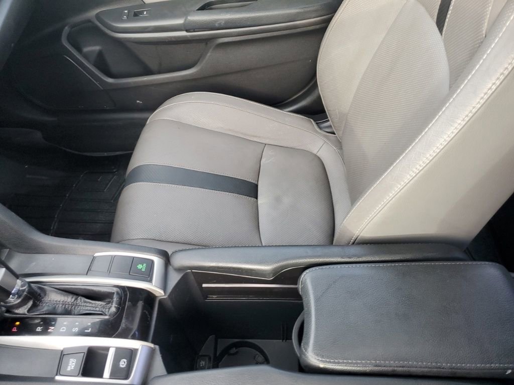 Used 2017 Honda Civic Touring image 25
