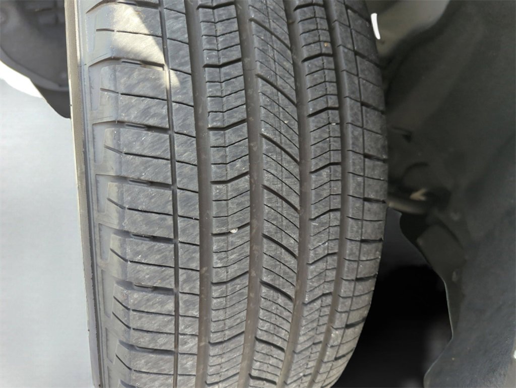 Used 2022 Jeep Grand Cherokee Limited image 49