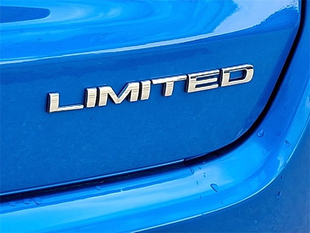 Used 2023 Jeep Compass Limited image 31