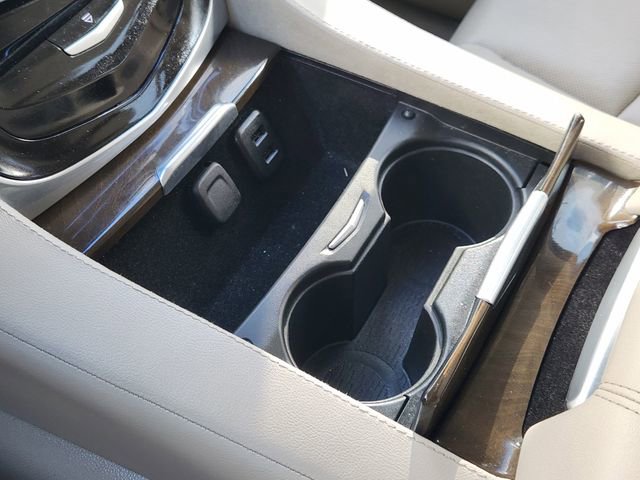Used 2019 Cadillac Escalade ESV Premium Luxury image 20