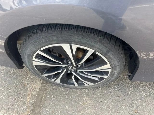 Used 2017 Honda Accord EX-L image 6