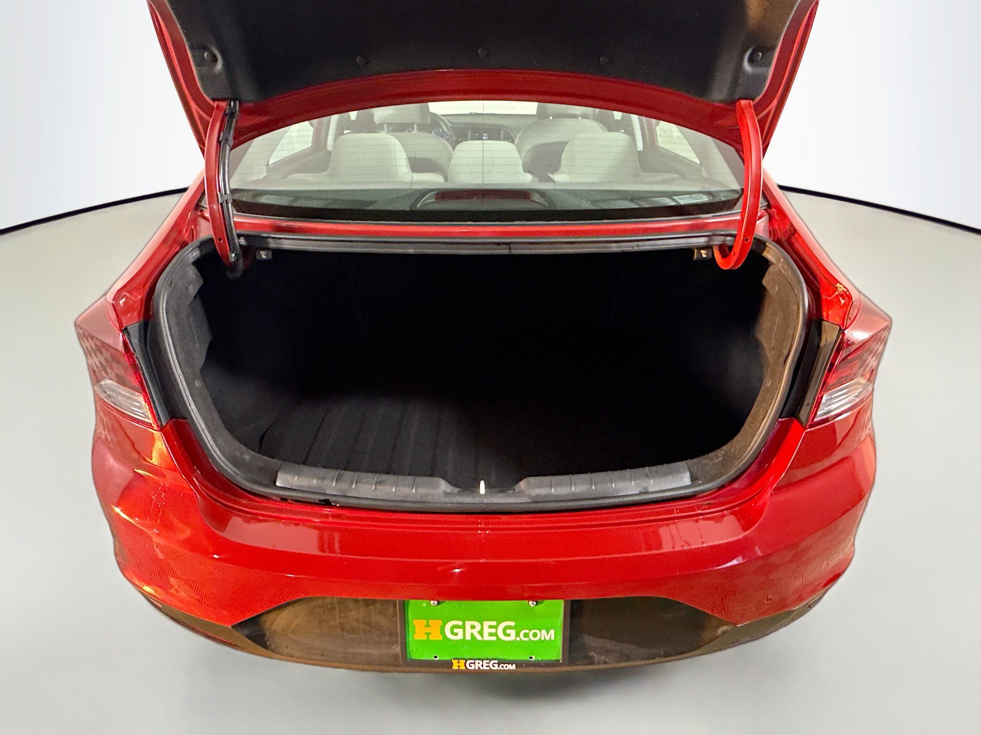 Used 2020 Hyundai Elantra SE image 34