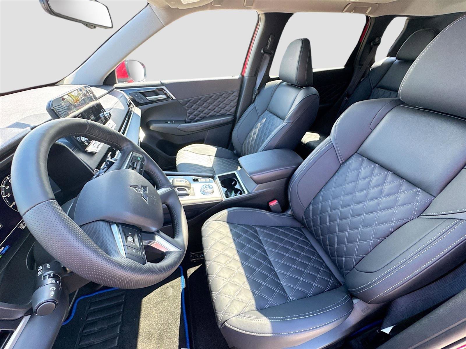 New 2025 Mitsubishi Outlander SEL image 21