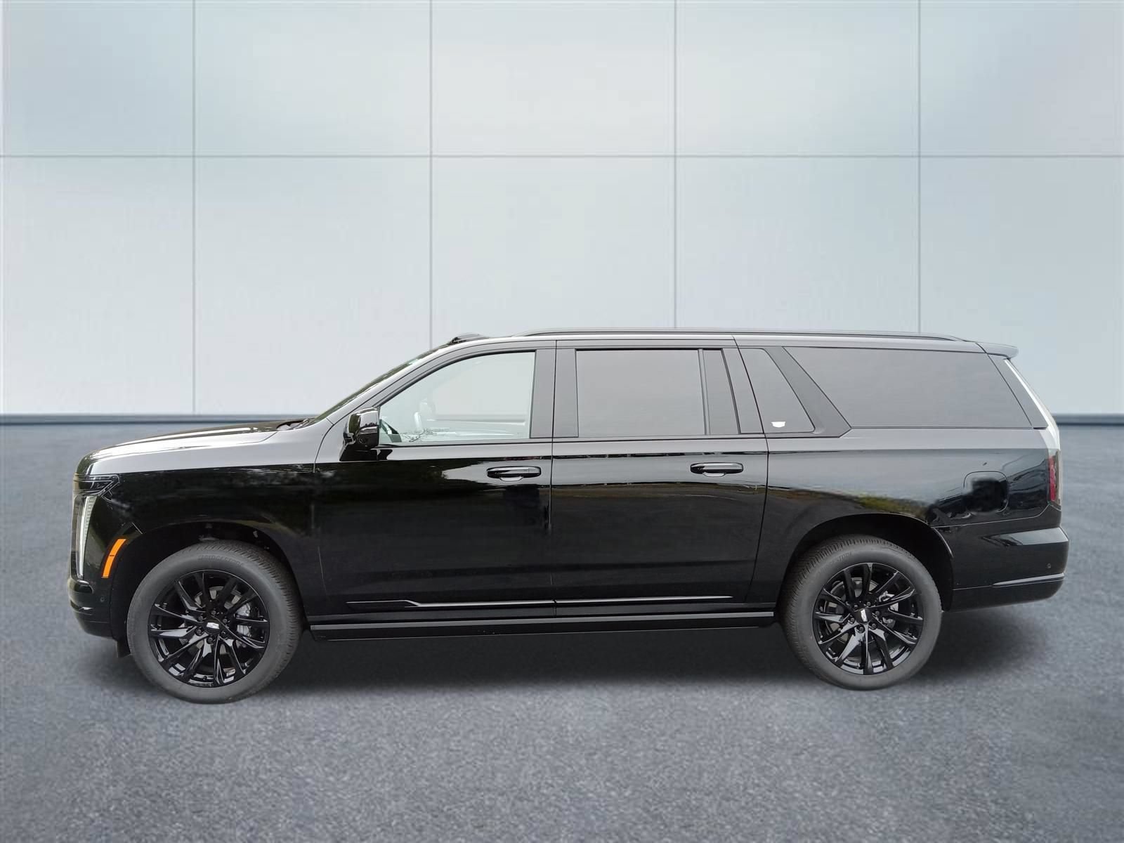 New 2026 Cadillac Escalade ESV Sport w/ LPO, ONYX Package AWD/4WD image 2