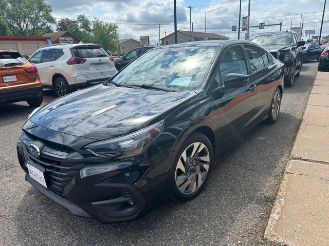 Used 2023 Subaru Legacy Limited AWD/4WD image 3