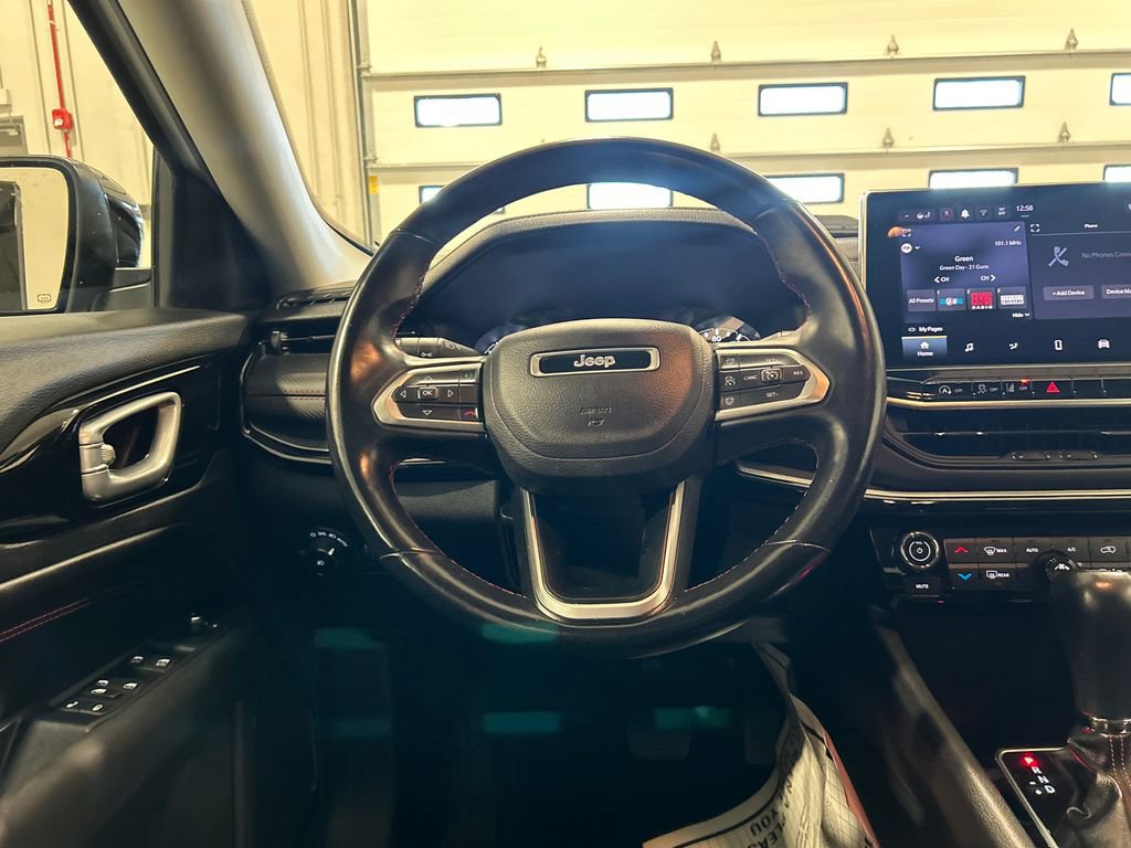 Used 2022 Jeep Compass Trailhawk w/ Trailhawk Convenience Group image 27