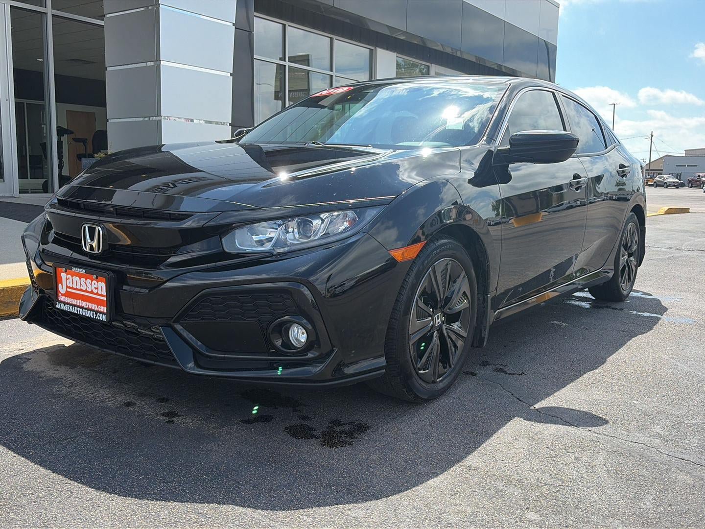 Used 2019 Honda Civic EX-L image 2