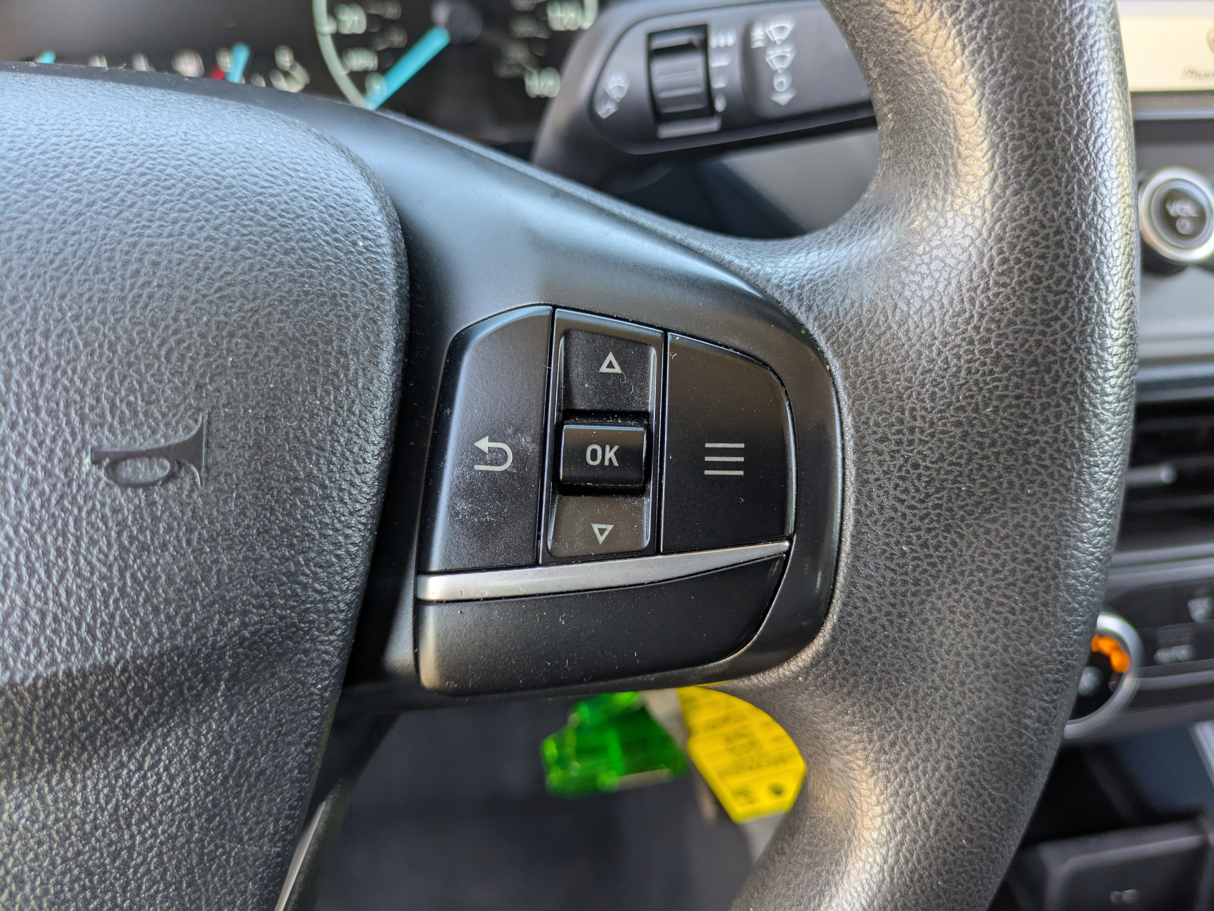 Used 2022 Ford Maverick XL image 27