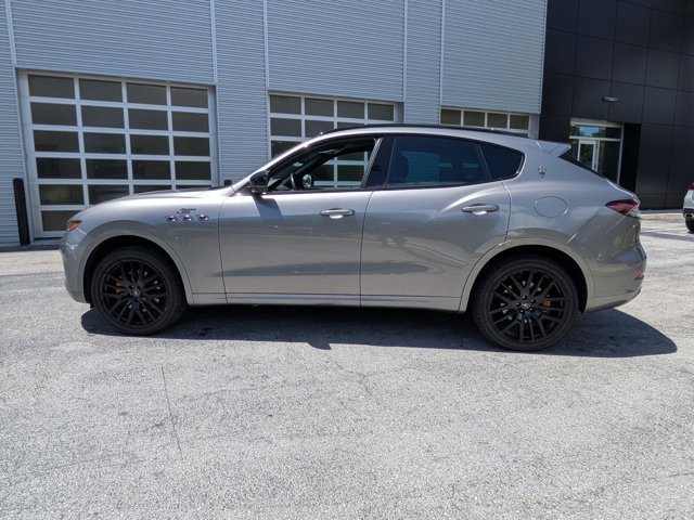 Used 2022 Maserati Levante GT image 8