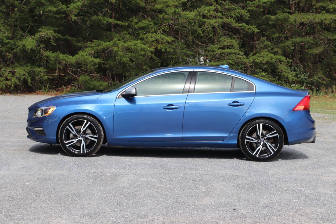 Used 2017 Volvo S60 T6 R-Design Platinum AWD/4WD image 42