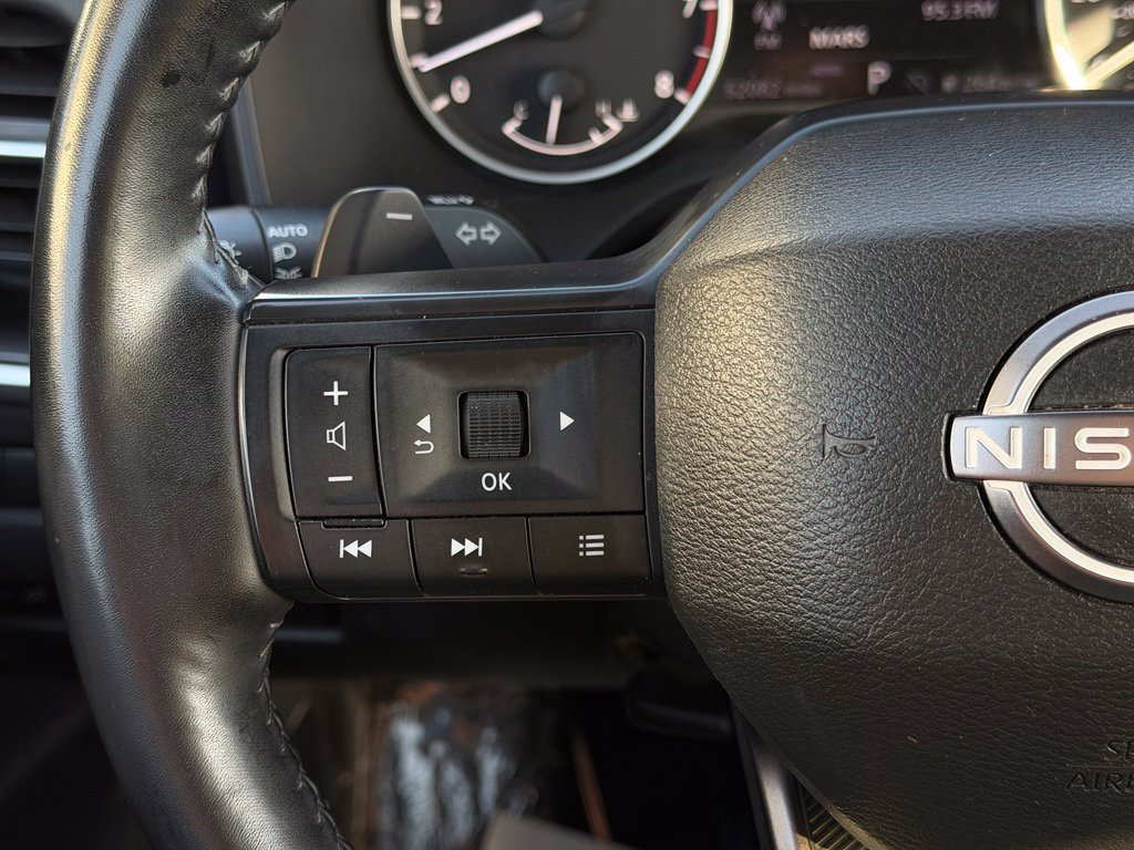 Certified 2025 Nissan Rogue SV AWD/4WD image 25