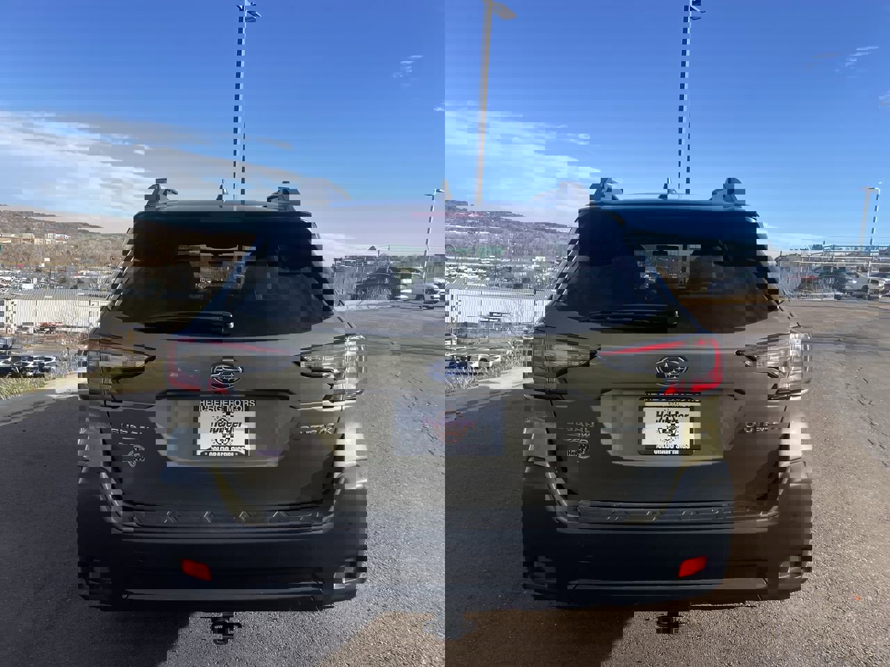 Used 2024 Subaru Outback Premium image 6