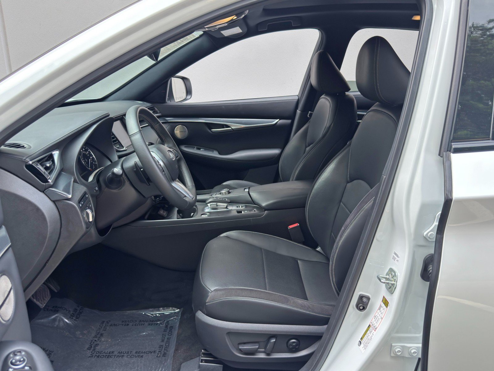 Used 2024 INFINITI QX50 Sport FWD image 16