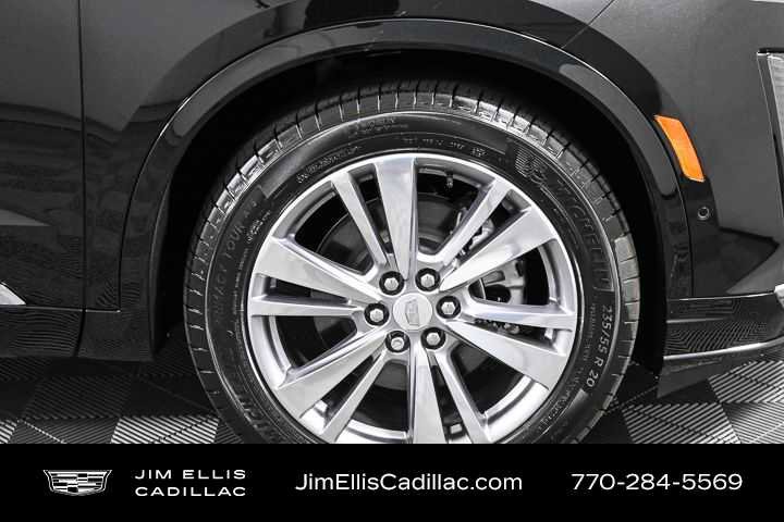New 2025 Cadillac XT6 Premium Luxury w/ Technology Package image 32