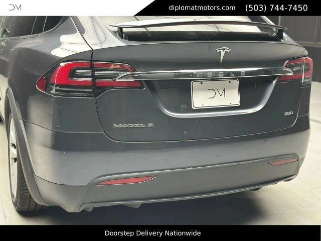 Used 2017 Tesla Model X AWD/4WD image 16