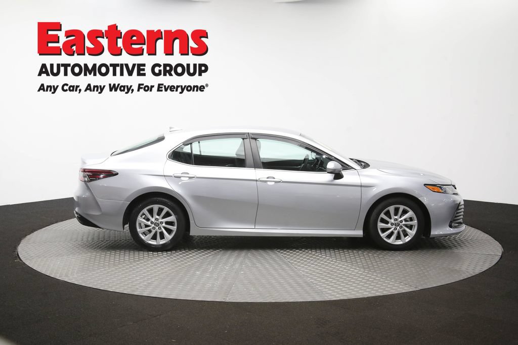 Used 2021 Toyota Camry LE FWD image 38