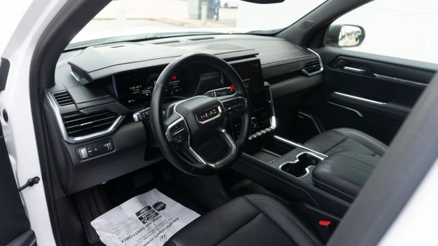 Used 2024 GMC Acadia Elevation FWD image 11