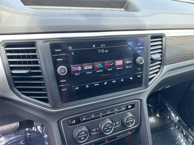 Used 2021 Volkswagen Atlas SE w/ Towing Package image 22