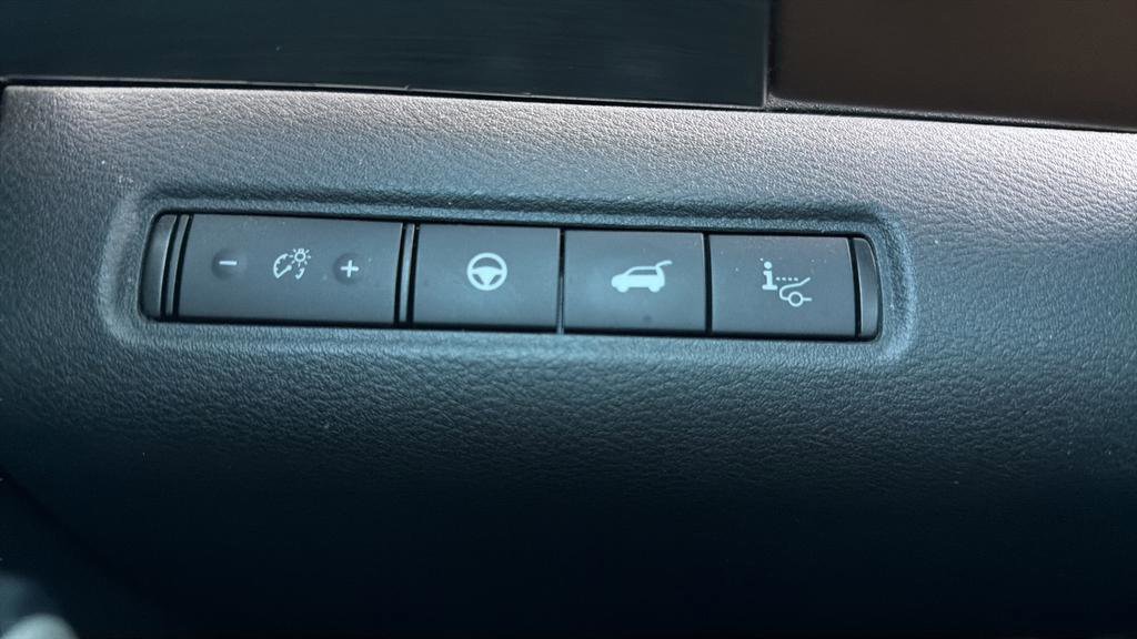 Certified 2022 Nissan Pathfinder Platinum w/ Lighting Package (N93) image 28