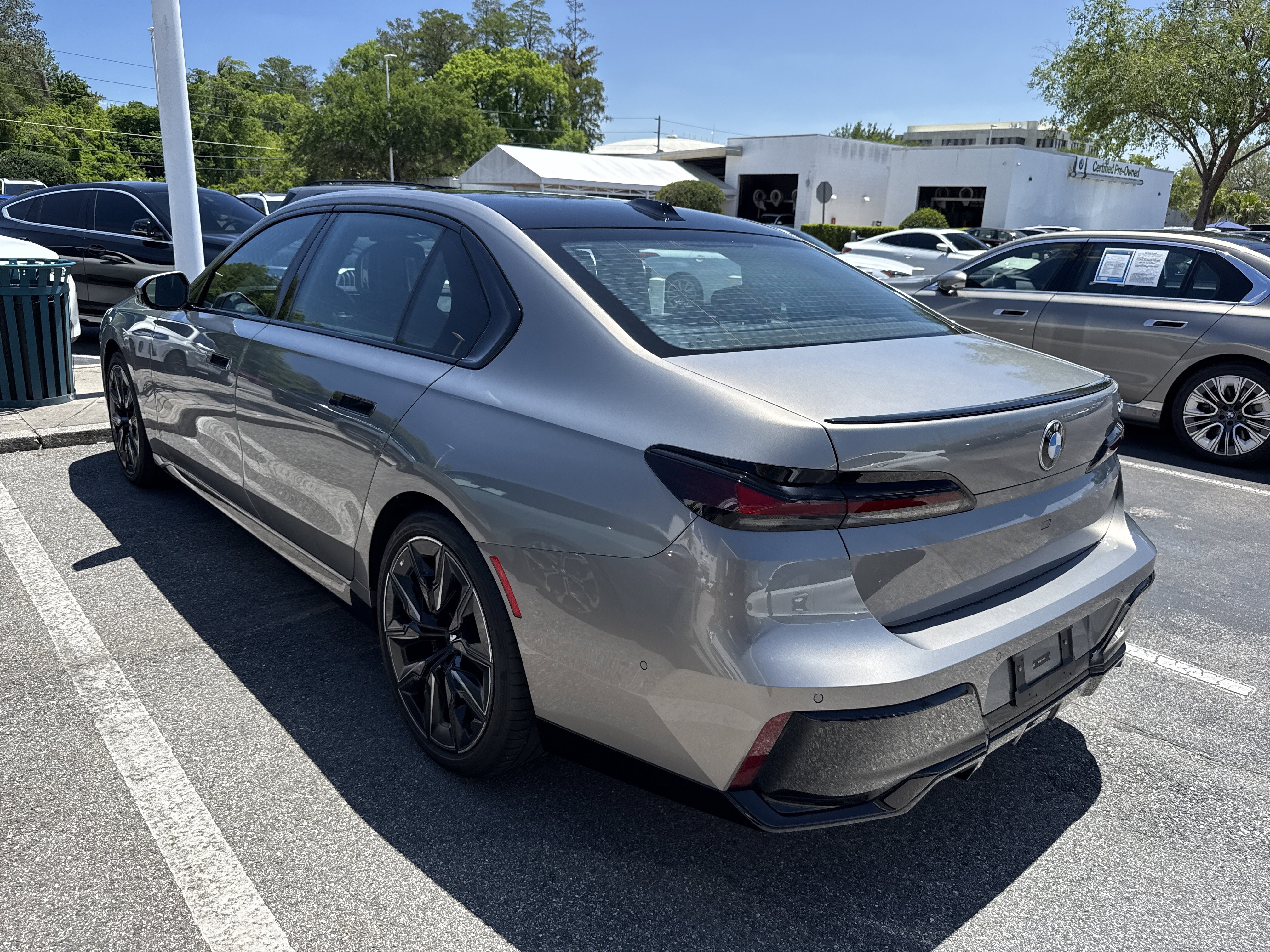 Certified 2023 BMW 740i image 3