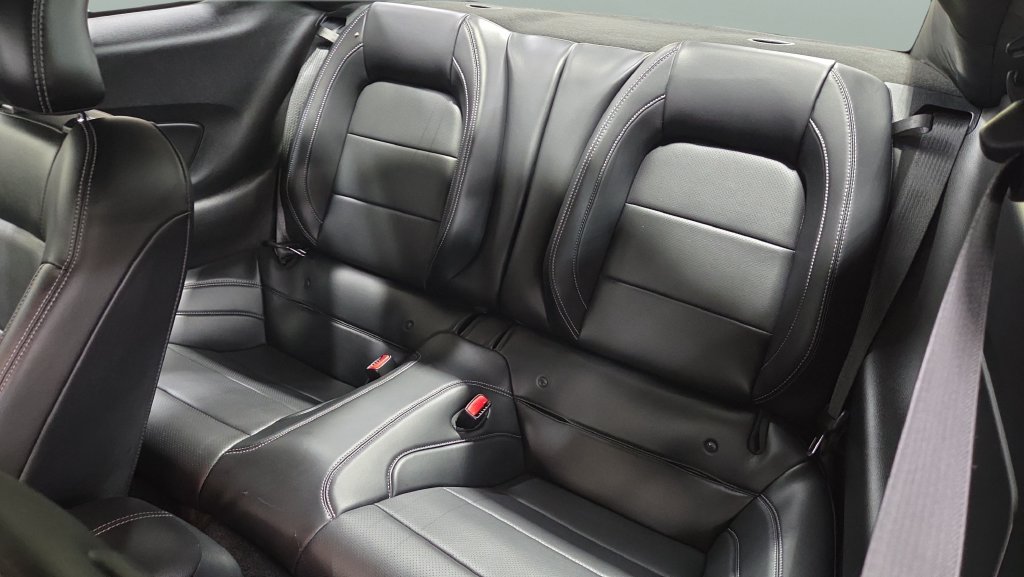 Used 2015 Ford Mustang GT Premium w/ GT Performance Package RWD image 17