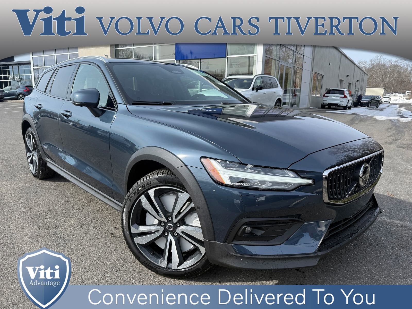 New 2026 Volvo V60 B5 Cross Country Plus w/ Climate Package