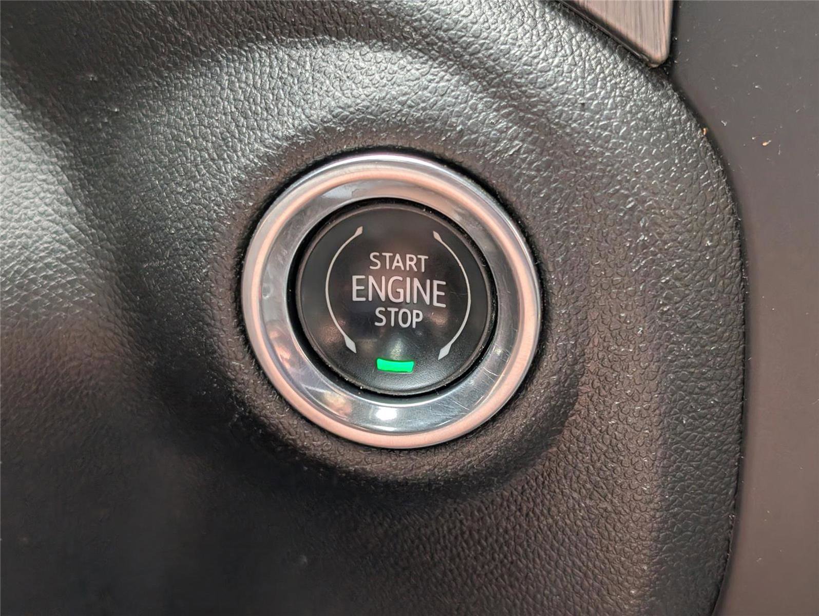 Used 2020 GMC Sierra 2500 Denali w/ Denali Ultimate Package image 26