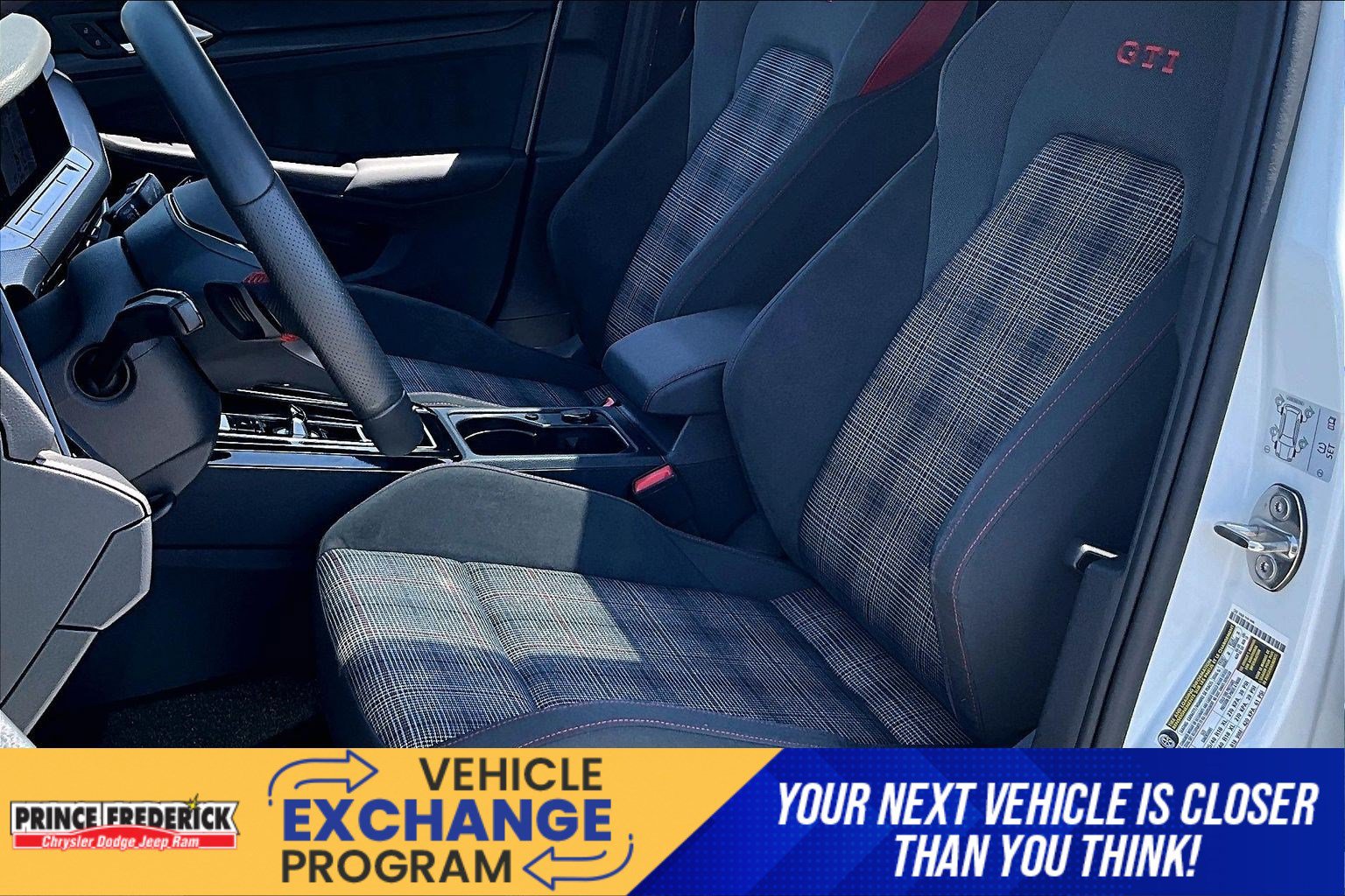 Used 2024 Volkswagen GTI SE FWD image 21