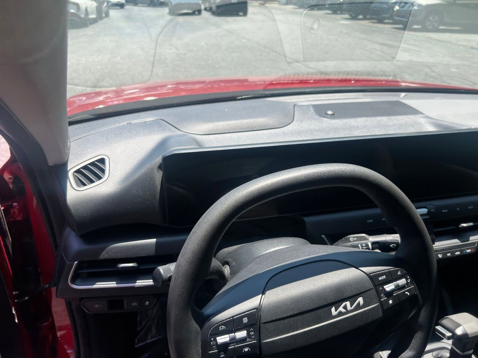 Used 2025 Kia K4 FWD image 30