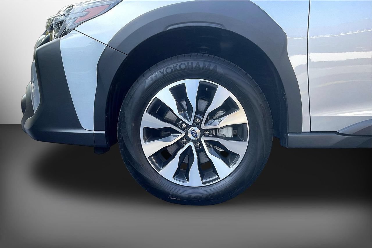 Used 2025 Subaru Outback Limited AWD/4WD image 34