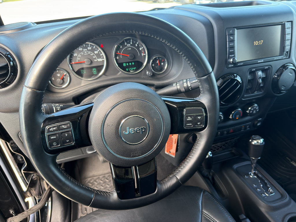 Used 2015 Jeep Wrangler Unlimited Sahara AWD/4WD image 12