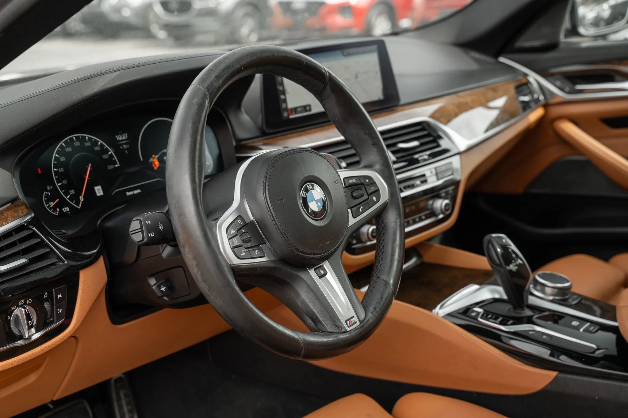 Used 2019 BMW M550i xDrive w/ Premium Package AWD/4WD image 17
