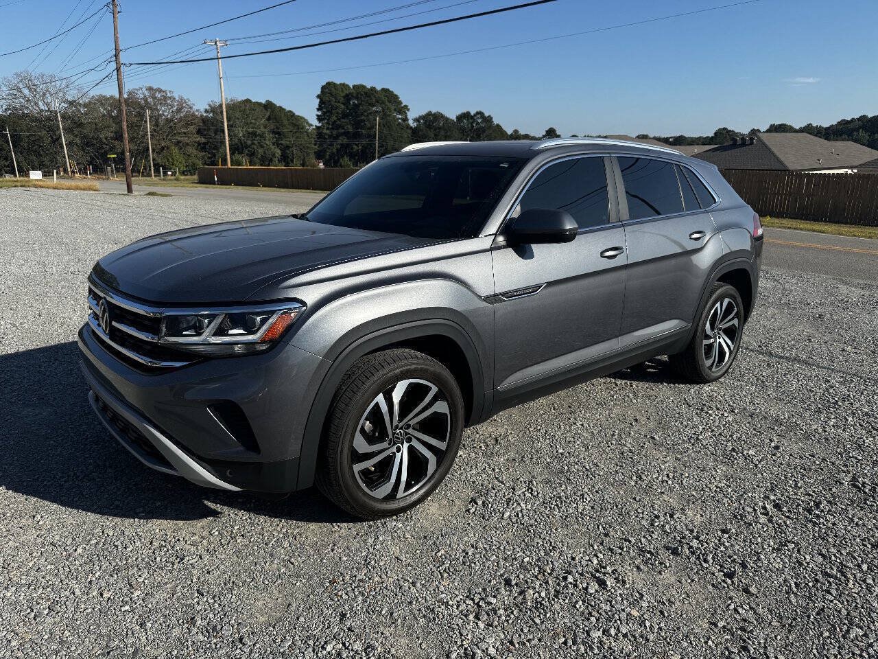 Used 2023 Volkswagen Atlas Cross Sport SEL AWD/4WD image 3