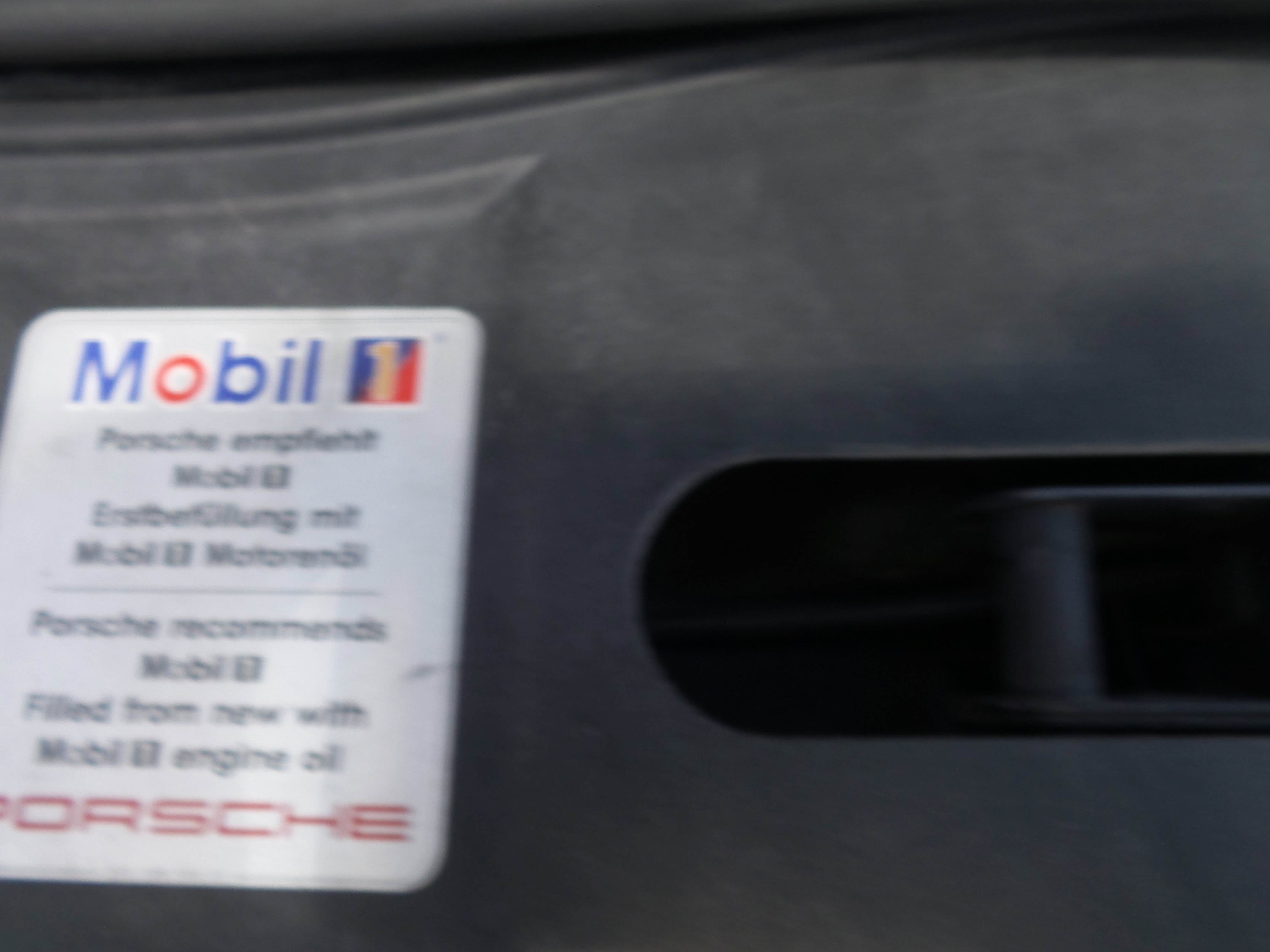 Used 2004 Porsche Cayenne Turbo image 37