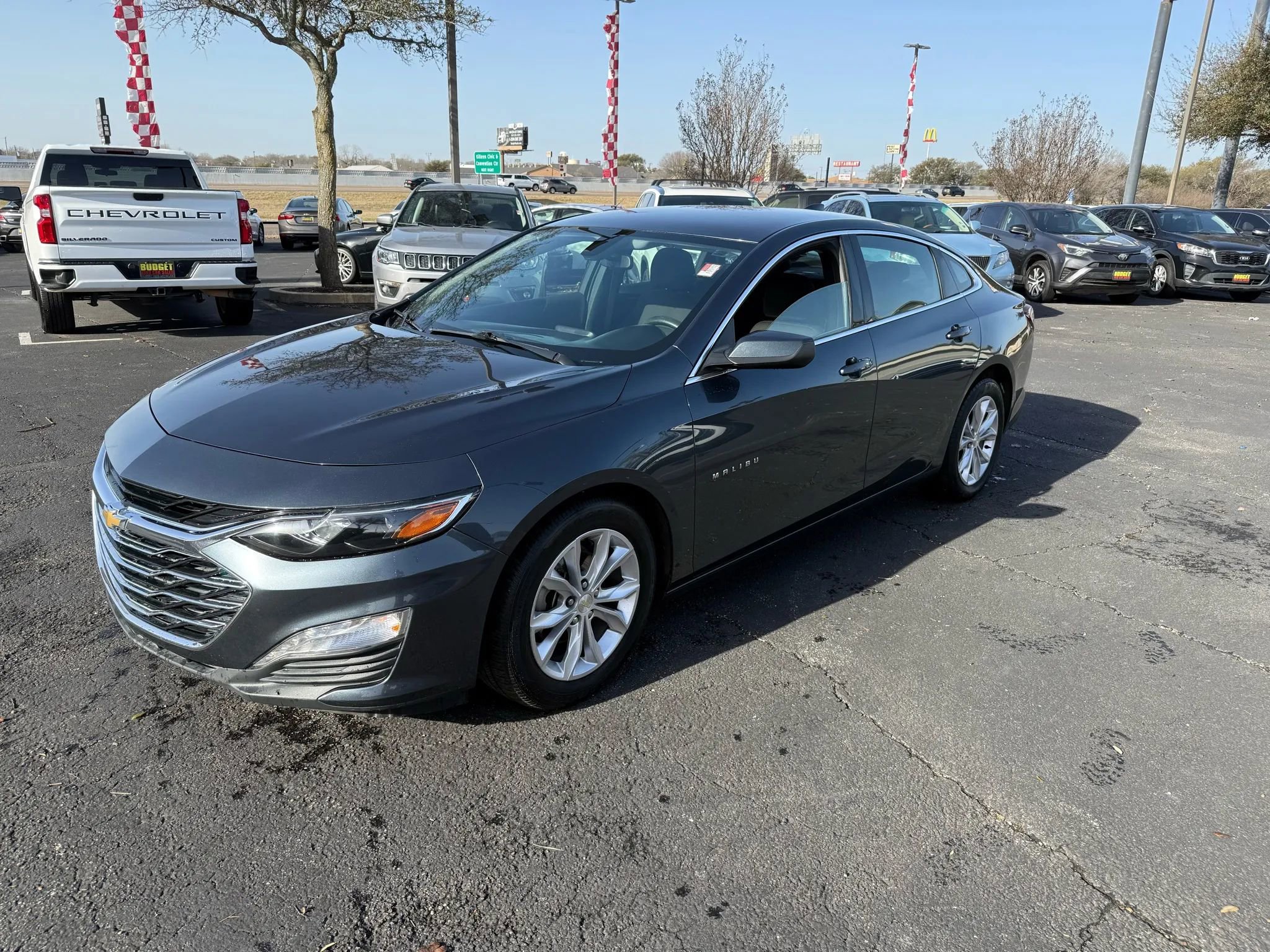 Used 2019 Chevrolet Malibu LT image 1